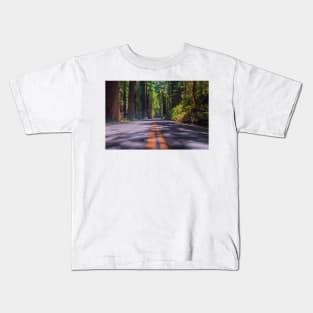 Avenue of The Giants Kids T-Shirt